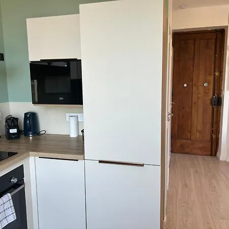 Independant Climatise A 8